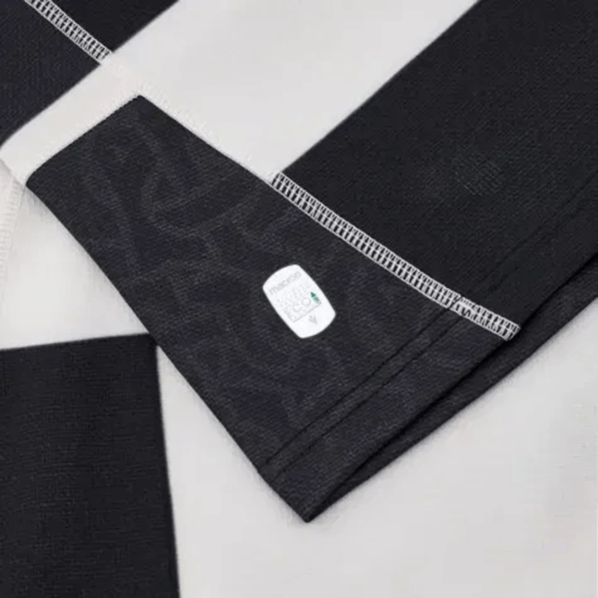 Barbarians 24/25 Home Jersey by Macron - Image 5
