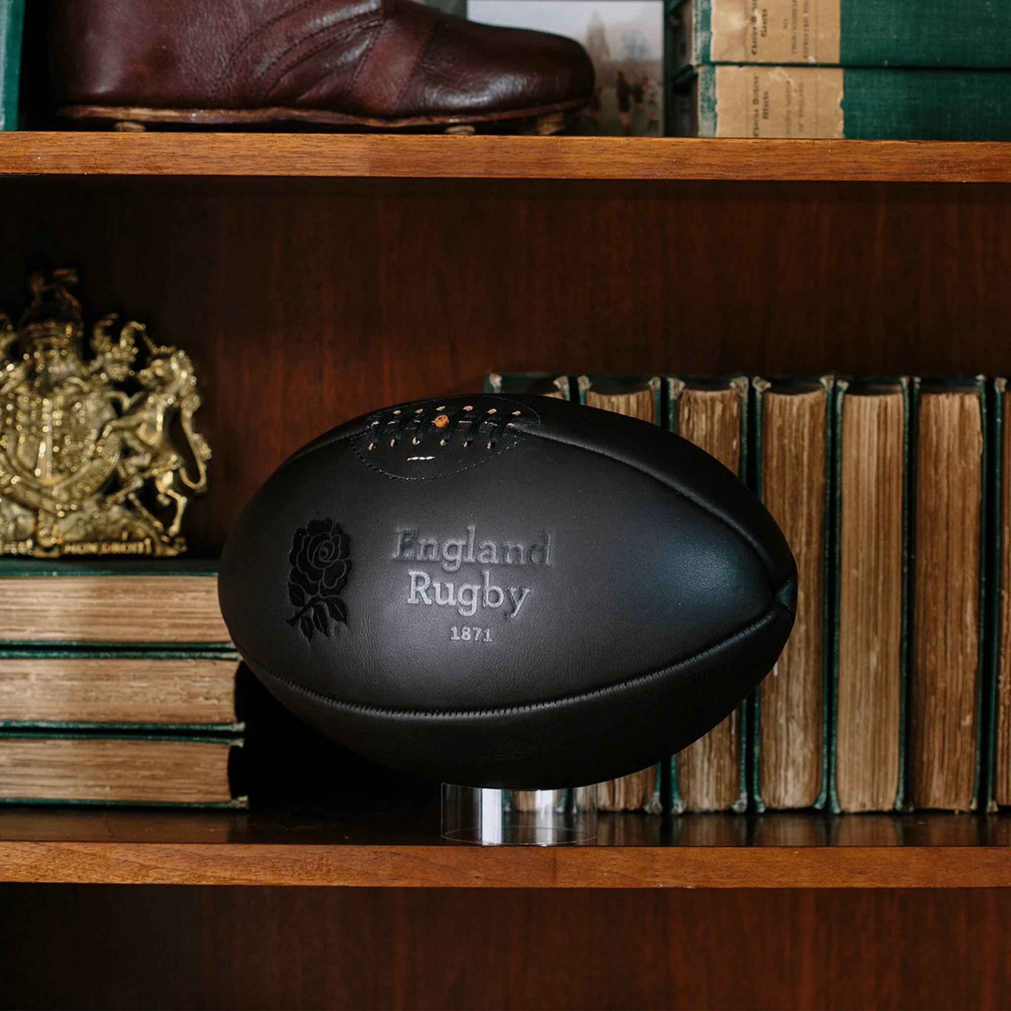 England 1871 Vintage Leather Ball by Gilbert - Image 3