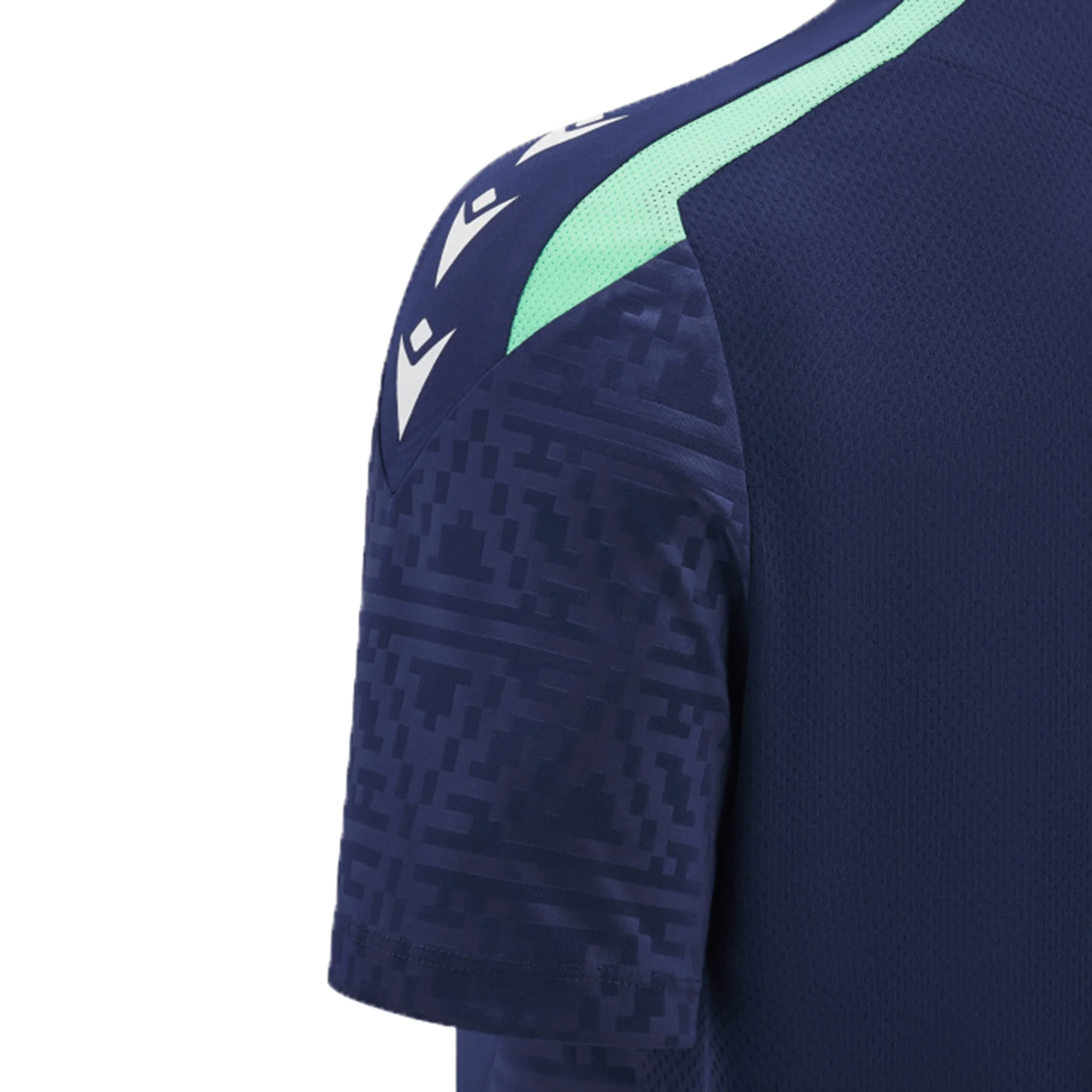 Scotland Training Shirt 24/25 by Macron - Image 4