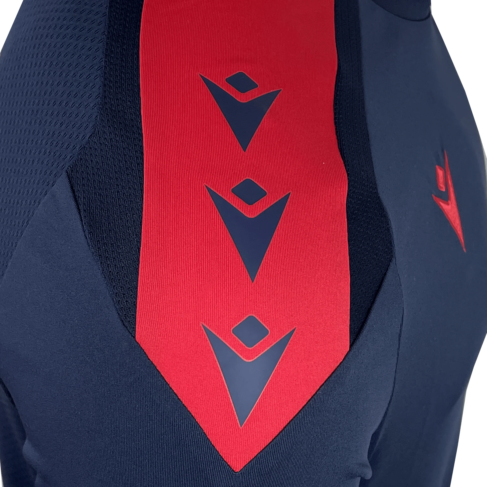 USA Rugby 25 Player Long Sleeve Training Shirt by Macron - Image 4